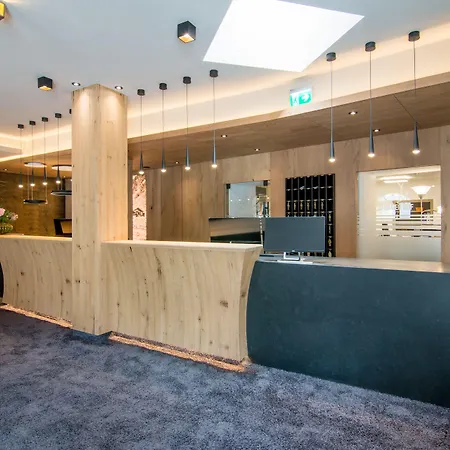 Отель Alpinresort Stubaierhof ****s 4*