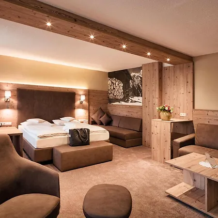 Alpinresort Stubaierhof ****s 4*